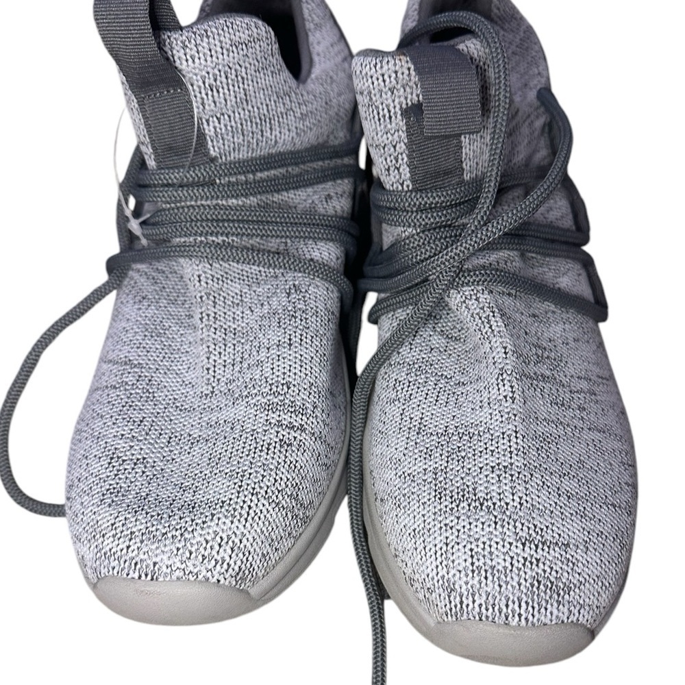 NEW Blondo Selina Waterproof Sneakers in Gray - Size 8 - Picture 3 of 7